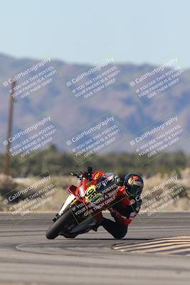 media/Jan-16-2026-CVMA Friday Practice (Fri) [[6f2bf47531]]/5-Racer 4-Trackday1/Session 5 (Turn 16)/